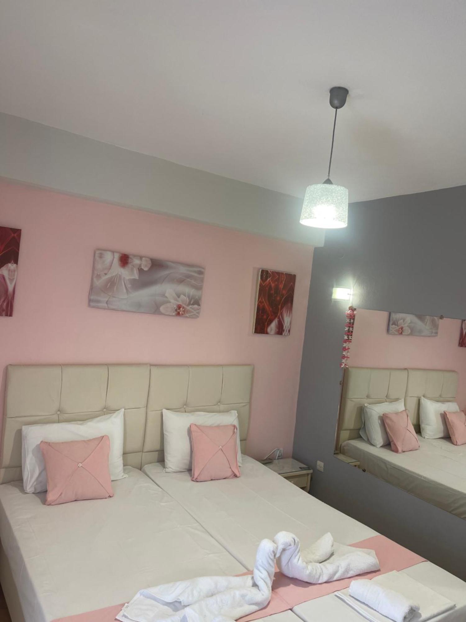 Hotel Pansion Katerina à Skála Eresoú Extérieur photo