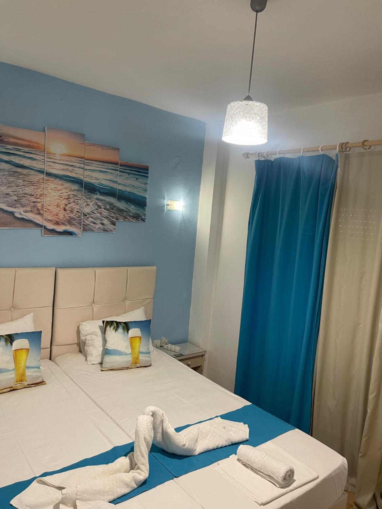 Hotel Pansion Katerina à Skála Eresoú Extérieur photo